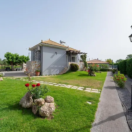 Casa de Férias Spedion - Near To Sea With Heated Swimming Pool
