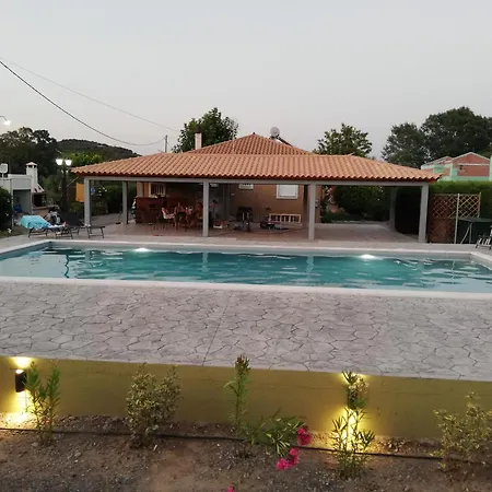 Spedion - Near To Sea With Heated Swimming Pool * Gythio