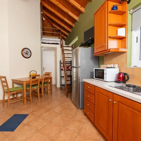 Spedion - Near To Sea With Heated Swimming Pool * Gytheio