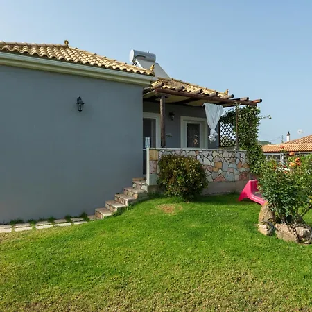 Spedion - Near To Sea With Heated Swimming Pool